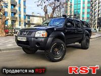 NISSAN NP300